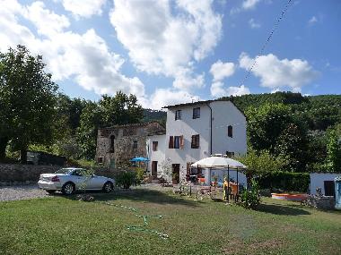 Chambre avec petit djeuner /en/au Massa Macinaia (Lucca)ou appartement ou maison de vacances