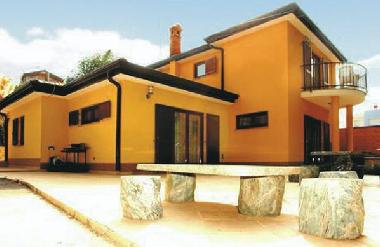Maison de vacances /en/au Kastel, Buje (Istarska)ou appartement ou maison de vacances