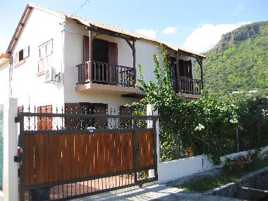 Maison de vacances /en/au La Preneuse (Black River)ou appartement ou maison de vacances