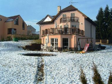 Maison de vacances �/en/au VRANOV (Stredocesky Kraj)ou appartement ou maison de vacances