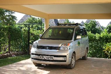 La nouvelle voiture pour 8 personnes � disposition !