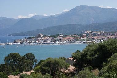 Maison de vacances �/en/au saint florent (Haute-Corse)ou appartement ou maison de vacances