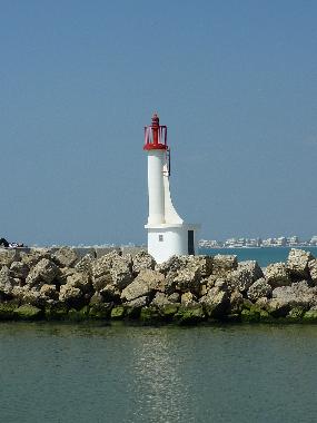 Maison de vacances /en/au calvisson (Gard)ou appartement ou maison de vacances