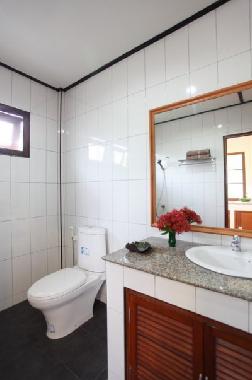 Maison de vacances /en/au Prachinburi (Prachin Buri)ou appartement ou maison de vacances