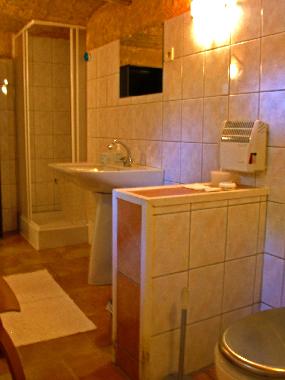 Chalet /en/au Moux en morvan (Nivre)ou appartement ou maison de vacances