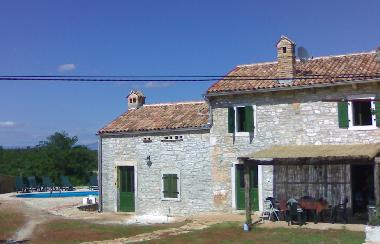 Maison de vacances /en/au BARTULICI (Istarska)ou appartement ou maison de vacances