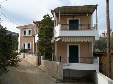 Appartement de vacances �/en/au xiropigado (Arkadia)ou appartement ou maison de vacances
