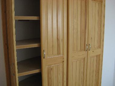 des placards bien soign�s  � votre disposition.