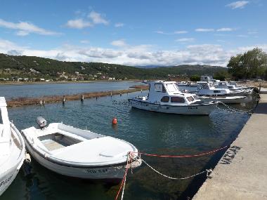 Maison de vacances �/en/au Insel-Rab (Primorsko-Goranska)ou appartement ou maison de vacances