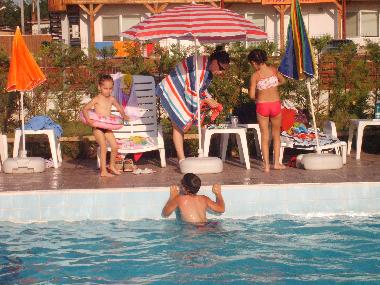 Chambre avec petit d�jeuner �/en/au Costinesti (Constanta)ou appartement ou maison de vacances