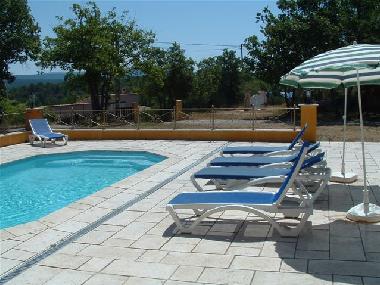 Maison de vacances �/en/au ARTIGNOSC SUR VERDON (Var)ou appartement ou maison de vacances