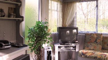Caravane  �/en/au Bruinisse (Zeeland)ou appartement ou maison de vacances