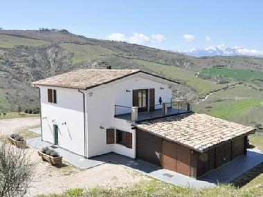 Maison de vacances /en/au Tre ciminiere di Atri (Teramo)ou appartement ou maison de vacances