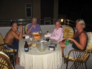 Maison de vacances �/en/au Kizilot (Antalya)ou appartement ou maison de vacances