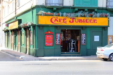 Ample divertissements dans les environs de l