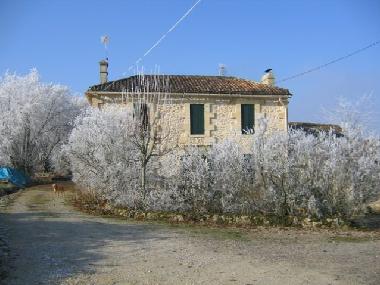 Chambre avec petit djeuner /en/au Montcaret (Dordogne)ou appartement ou maison de vacances