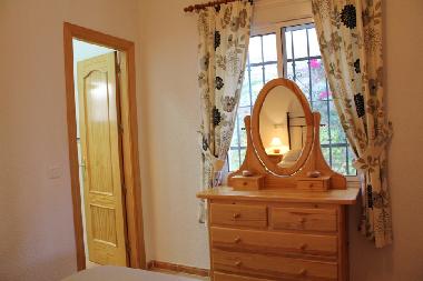 Maison de vacances /en/au ALCAUCIN (Mlaga)ou appartement ou maison de vacances