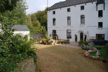 Maison de vacances /en/au Falisolle (Wallonia)ou appartement ou maison de vacances