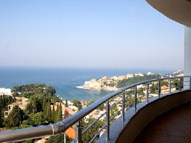 Chambre avec petit d�jeuner �/en/au Ulcinj (Mont�n�gro)ou appartement ou maison de vacances