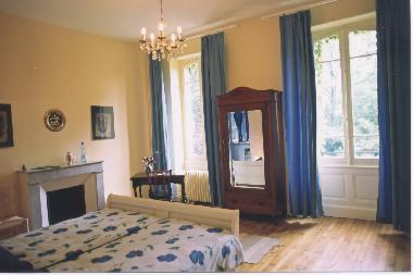 Chambre avec petit d�jeuner �/en/au Saint Amans Soult (Tarn)ou appartement ou maison de vacances