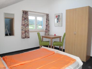 Chambre avec petit djeuner /en/au Almagreira (Azores)ou appartement ou maison de vacances