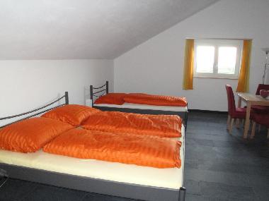 Chambre avec petit djeuner /en/au Almagreira (Azores)ou appartement ou maison de vacances