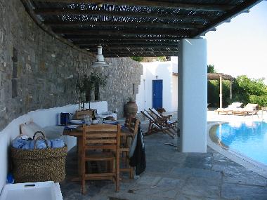 Maison de vacances �/en/au Paros (Kyklades)ou appartement ou maison de vacances
