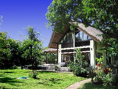 Maison de vacances �/en/au Dencarik (Bali)ou appartement ou maison de vacances