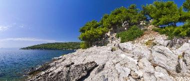 Maison de vacances �/en/au Sumartin Brac (Splitsko-Dalmatinska)ou appartement ou maison de vacances