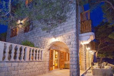 Maison de vacances �/en/au Sumartin Brac (Splitsko-Dalmatinska)ou appartement ou maison de vacances