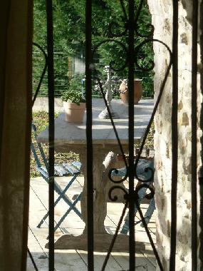 Maison de vacances /en/au Ales (Gard)ou appartement ou maison de vacances