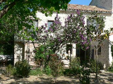 Maison de vacances /en/au Ales (Gard)ou appartement ou maison de vacances