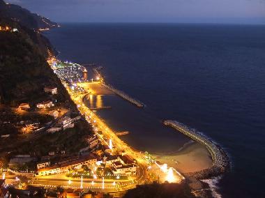 Maison de vacances /en/au Calheta (Madeira)ou appartement ou maison de vacances