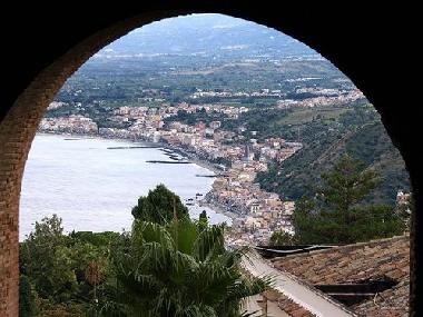 Maison de vacances /en/au Francavilla di Sicilia (Messina)ou appartement ou maison de vacances