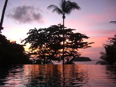 Maison de vacances �/en/au Kata (Phuket)ou appartement ou maison de vacances