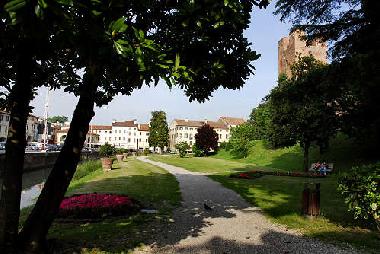 Maison de vacances /en/au Borso del Grappa (TV) (Treviso)ou appartement ou maison de vacances
