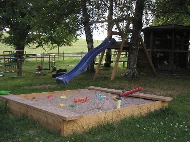 Maison de vacances �/en/au Andenhausen (Th�ringer Wald)ou appartement ou maison de vacances