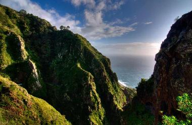 Maison de vacances �/en/au paul do mar (Madeira)ou appartement ou maison de vacances