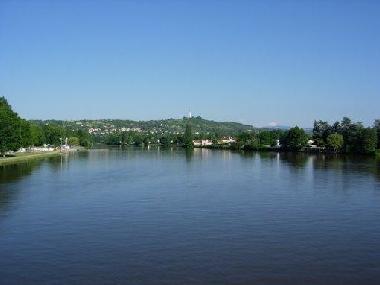 Maison de vacances �/en/au Les Devines/ Saint Leon (Allier)ou appartement ou maison de vacances