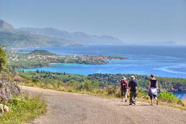 Maison de vacances �/en/au Stoupa (Messinia)ou appartement ou maison de vacances