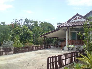 Maison de vacances �/en/au Amphoe Doem Bang Nang Buat (Suphan Buri)ou appartement ou maison de vacances