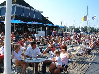 Appartement de vacances �/en/au offingawier/sneek (Friesland)ou appartement ou maison de vacances