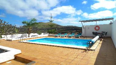 Maison de vacances /en/au la Vegueta ( Tinajo) (Lanzarote)ou appartement ou maison de vacances