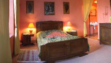 Maison de vacances �/en/au Bonnat (Creuse)ou appartement ou maison de vacances