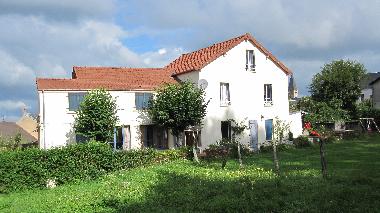 Maison de vacances �/en/au St. Honor� les Bains (Ni�vre)ou appartement ou maison de vacances