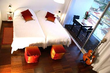 Chambre avec petit d�jeuner �/en/au Ferragudo (Algarve)ou appartement ou maison de vacances