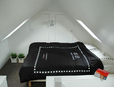 Bateau �/en/au Offingawier/Sneek (Friesland)ou appartement ou maison de vacances