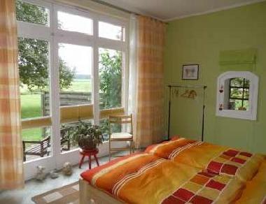 Maison de vacances /en/au Dobbertin OT Dobbin (Mecklenburgische Seenplatte)ou appartement ou maison de vacances