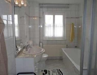 Maison de vacances /en/au Dobbertin OT Dobbin (Mecklenburgische Seenplatte)ou appartement ou maison de vacances