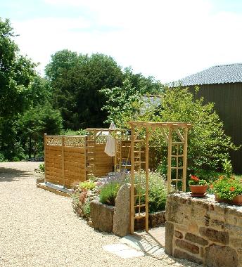 Maison de vacances �/en/au Berrien (Finist�re)ou appartement ou maison de vacances